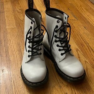 Dr. Martens White 1460 Smooth Leather Combat Boots Size 7